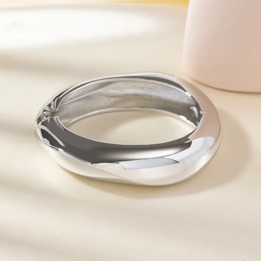 Open-Ended Gold Bracelet for Women, High-End Metallic Silver Arm Ring Jewelry, Vintage Arm Decoration Accessory for Women