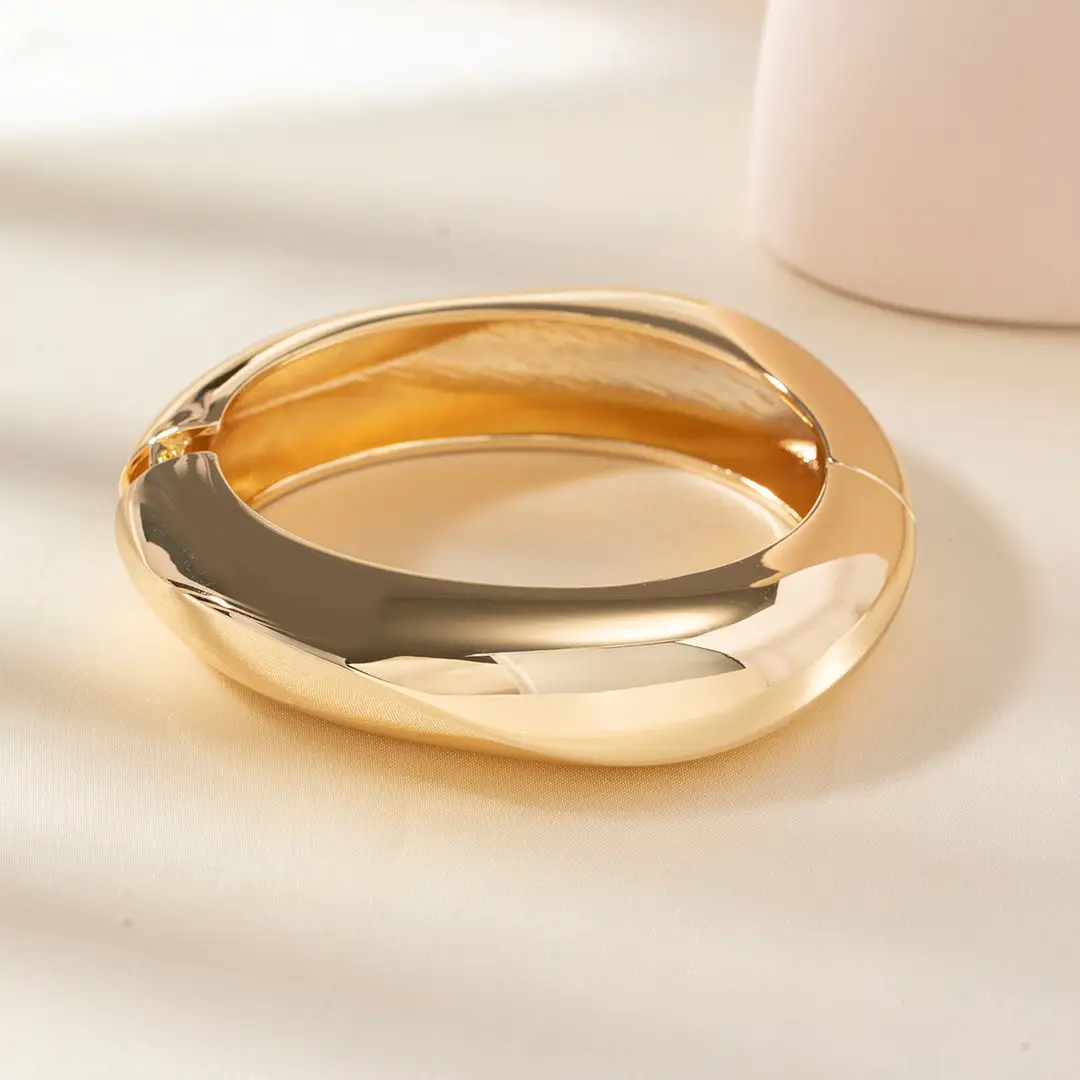 Open-Ended Gold Bracelet for Women, High-End Metallic Silver Arm Ring Jewelry, Vintage Arm Decoration Accessory for Women