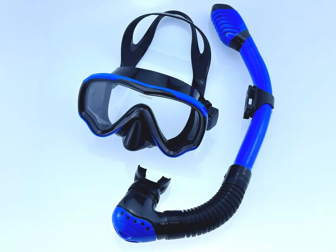 Children's Snorkeling Set with Full Dry Breathing Tube, Anti-Fog Diving Goggles for Boys and Girls, Popular Cross-Border Model — feature 16