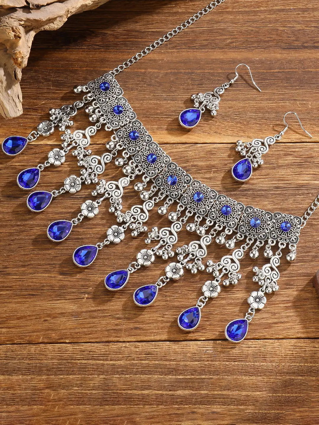 Factory Direct Sales Cross-Border New Multi-Layered Indian Style Tassel Necklace and Earrings Jewelry Set with Exotic Style Crystal Inlays — feature 19