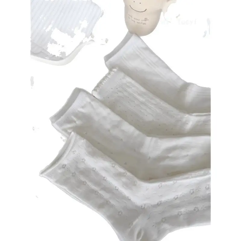 Trendy Heart-Shaped Hollow-Out Women's Socks, New Spring/Summer Style, Solid Color Lace Splicing, Mesh Breathable Mid-Calf Socks