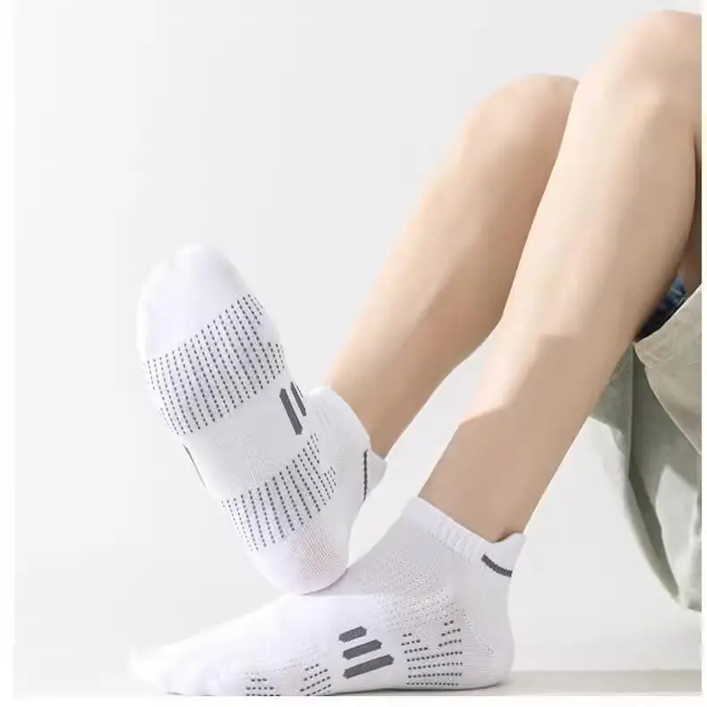 [7A Antibacterial and Deodorant] Men's Spring and Summer Thin Breathable Short Socks, Sweat-Absorbent Versatile Sports Socks for Men — feature 12