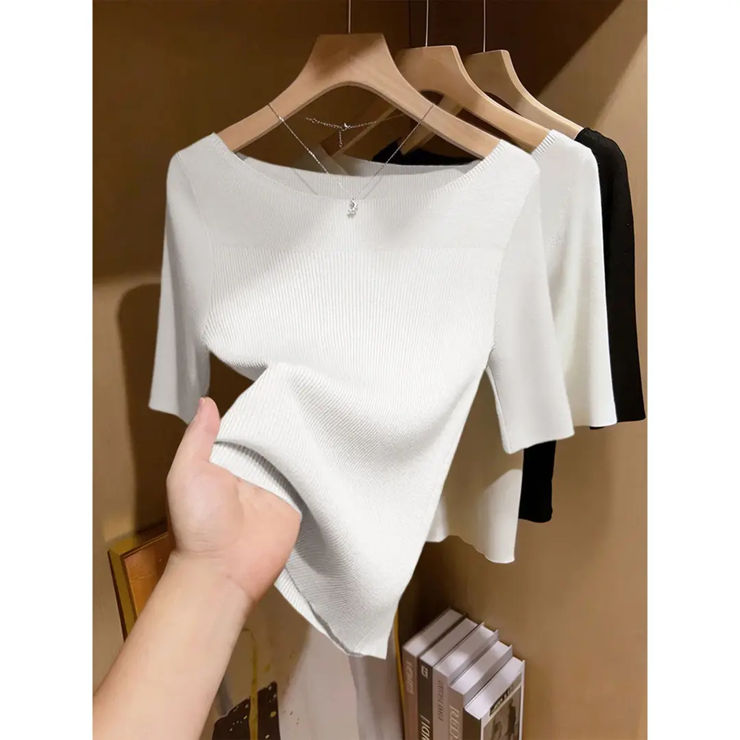 French-Style Light-Colored Off-The-Shoulder Slim-Fit Knit Top for Women, Spring and Summer, Half-Sleeve, Gentle Style, Base Shirt
