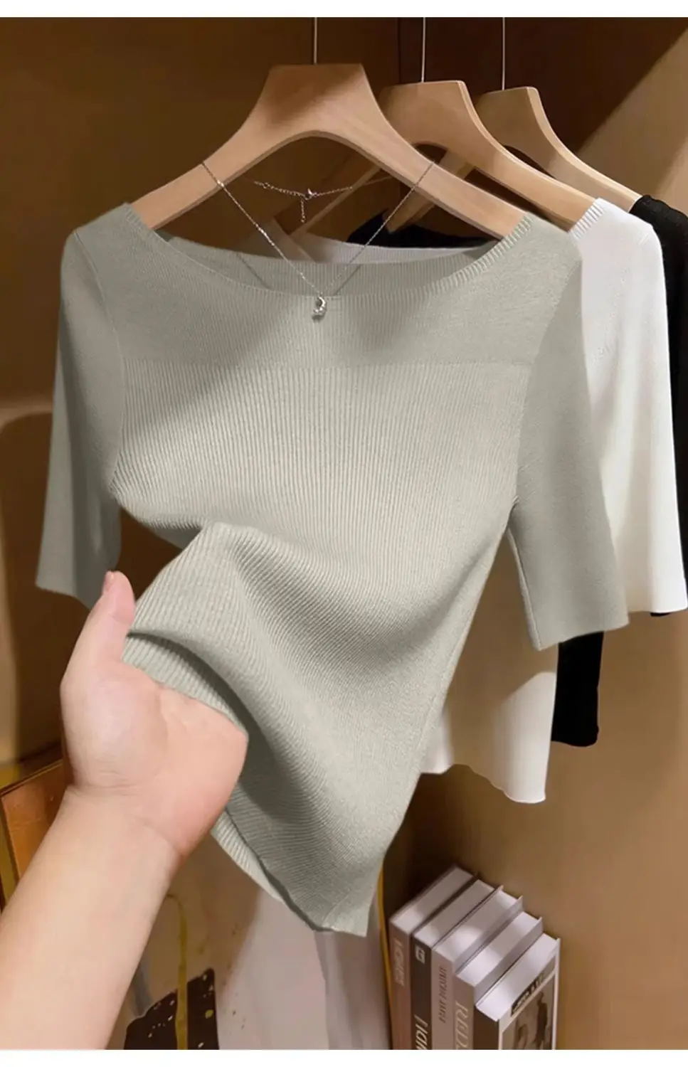 French-Style Light-Colored Off-The-Shoulder Slim-Fit Knit Top for Women, Spring and Summer, Half-Sleeve, Gentle Style, Base Shirt — feature 5