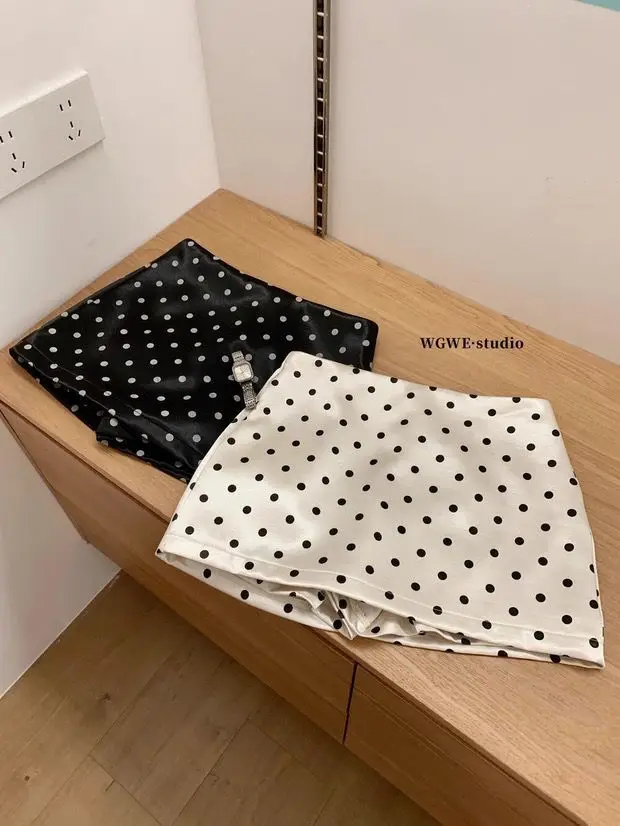 Elegant Satin Polka Dot Simple Skirt for Women, New Spring and Summer Style, Slimming Low-Waist Hip-Hugging Skirt, Age-Reducing A-Line Short Skirt — feature 3