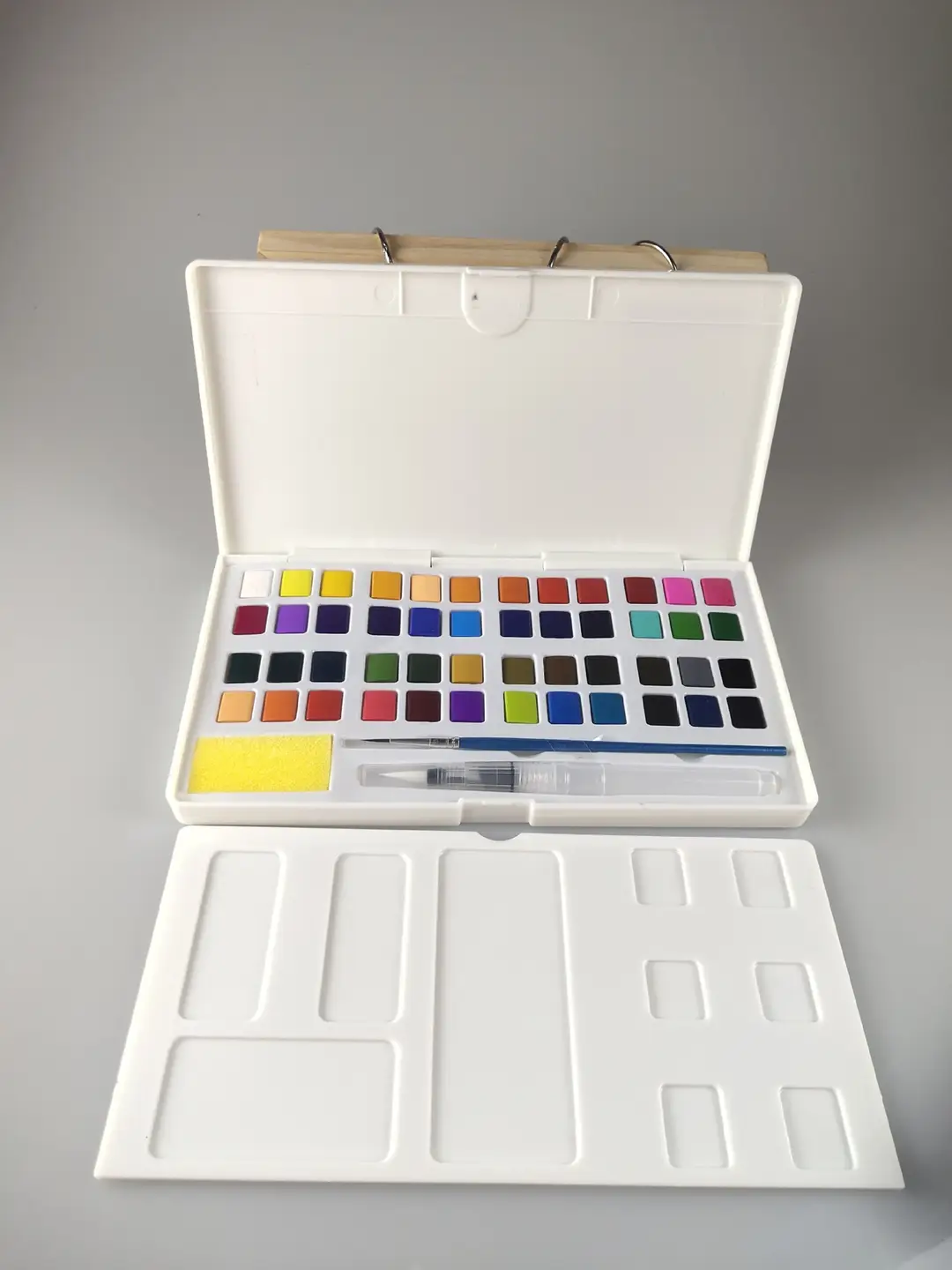 Meilaiske Solid Watercolor Paint Set 24 Colors Fluorescent Colors for Art Students and Beginners, Washable — feature 14