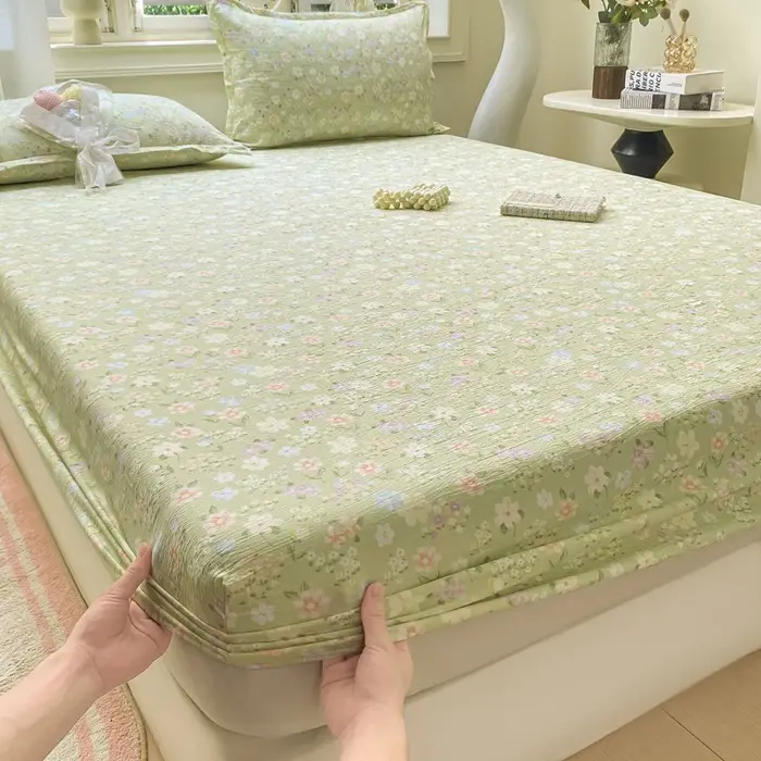 Class a Kapok Crinkled Gauze Double-Layer Gauze Fitted Sheet Mattress Protector Anti-Dirt Anti-Slip Protective Cover Single Piece Bed Cover Fitted Sheet Three-Piece Set