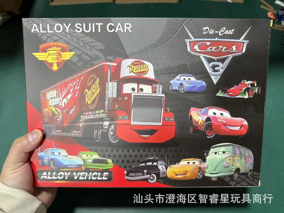 New Cross-Border Cars Alloy Sliding Non-Retractable Lightning Mcqueen Toy Set Gift Box for Children — feature 2