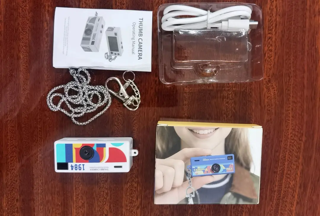 Retro Thumb Camera for Students, Small Portable Camera for Taking Photos and Videos, Pocket-Sized Trendy Photo Gadget — feature 7