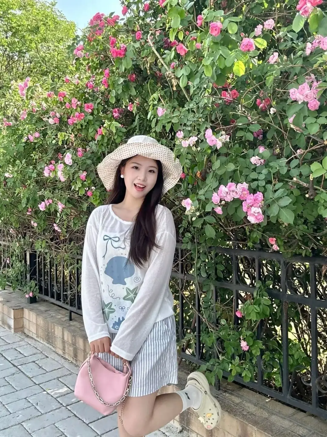 Sun Protection Cover-Up Long-Sleeve T-Shirt for Women, Unique Print, Summer Design, Stylish, Cute, Loose Fit, Versatile, Thin Top — feature 13