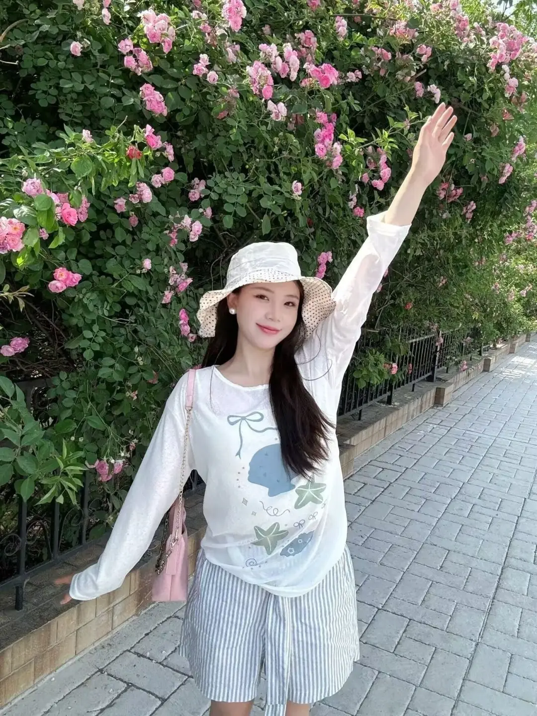 Sun Protection Cover-Up Long-Sleeve T-Shirt for Women, Unique Print, Summer Design, Stylish, Cute, Loose Fit, Versatile, Thin Top — feature 14