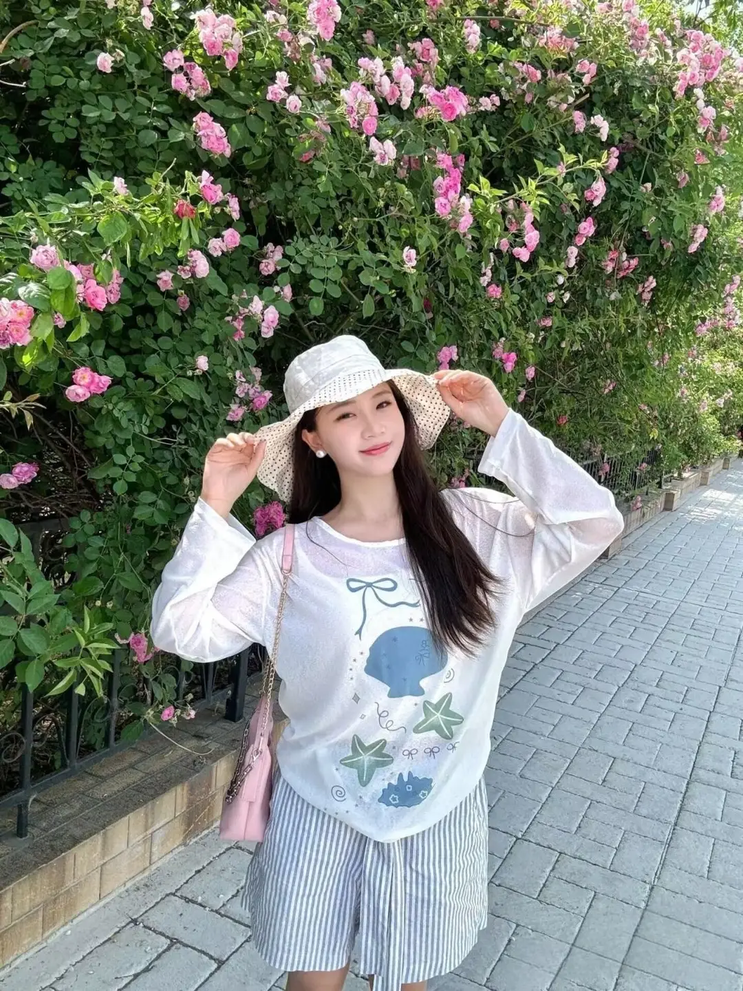 Sun Protection Cover-Up Long-Sleeve T-Shirt for Women, Unique Print, Summer Design, Stylish, Cute, Loose Fit, Versatile, Thin Top — feature 19