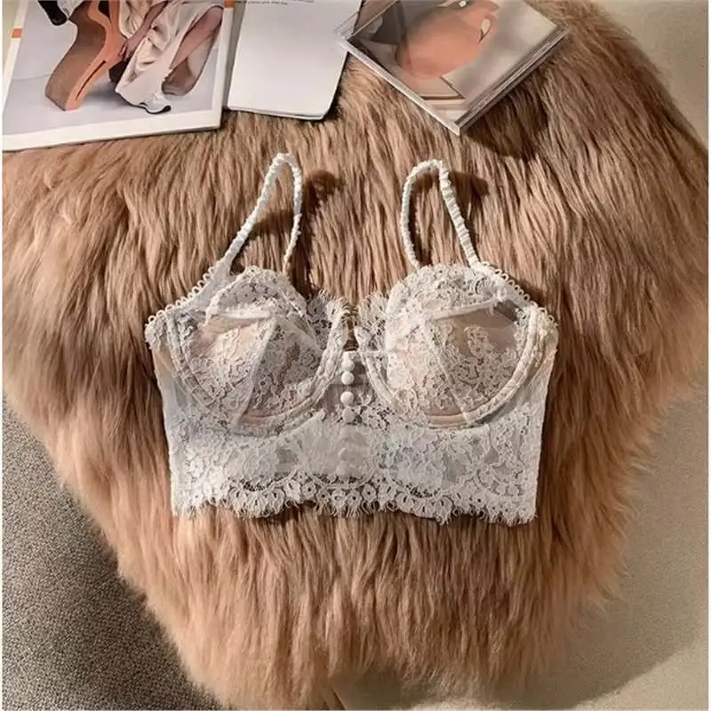 Sexy Backless Lingerie for Women with Large Busts, Ultra-Thin U-Shaped Lace Bra That Makes the Chest Appear Smaller, French Style