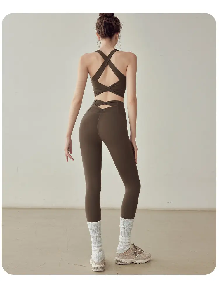 Plus-Size Women's Sports Suit 2026 New Yoga Outfit Fitness Running Sportswear Pilates Stunning Training Wear — feature 11