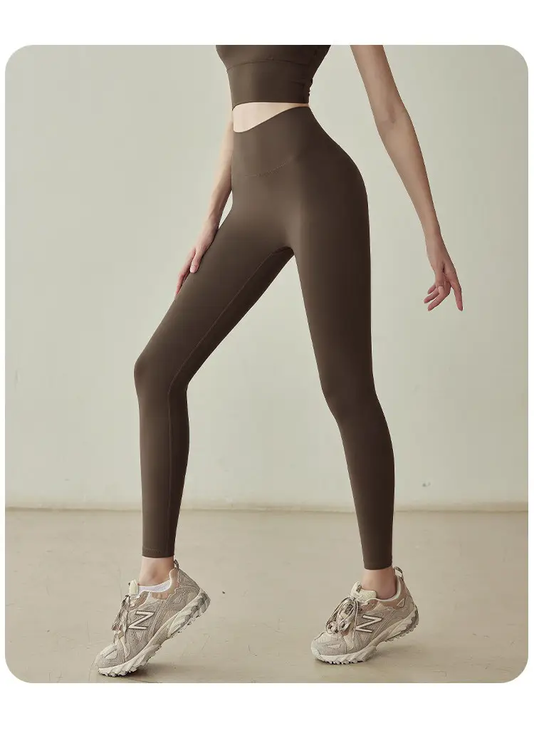 Plus-Size Women's Sports Suit 2026 New Yoga Outfit Fitness Running Sportswear Pilates Stunning Training Wear — feature 16