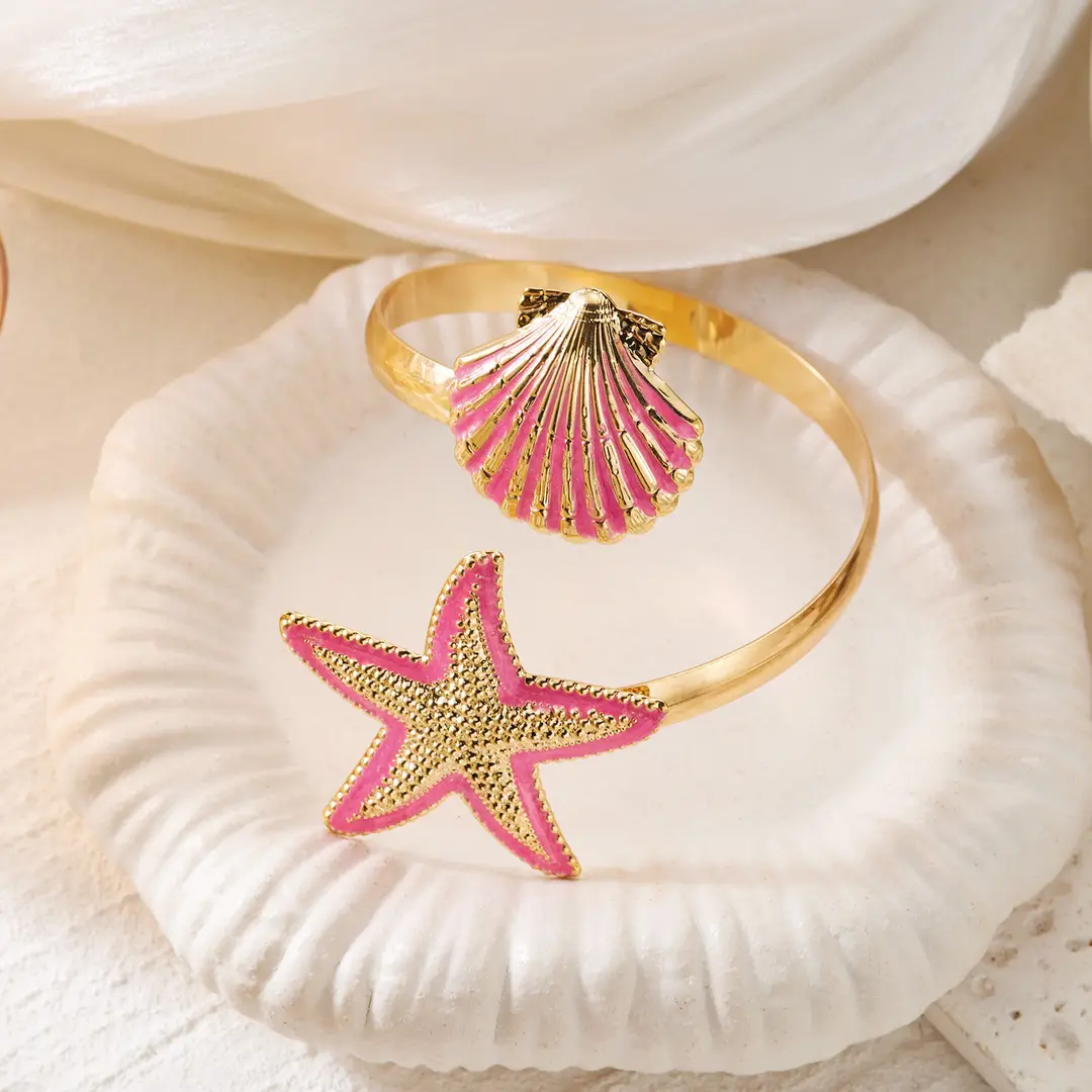 European and American Cross-Border Popular Starfish Shell Bracelet for Women, Summer Beach Vacation Style Open Arm Ring, Fashionable and Unique Accessory