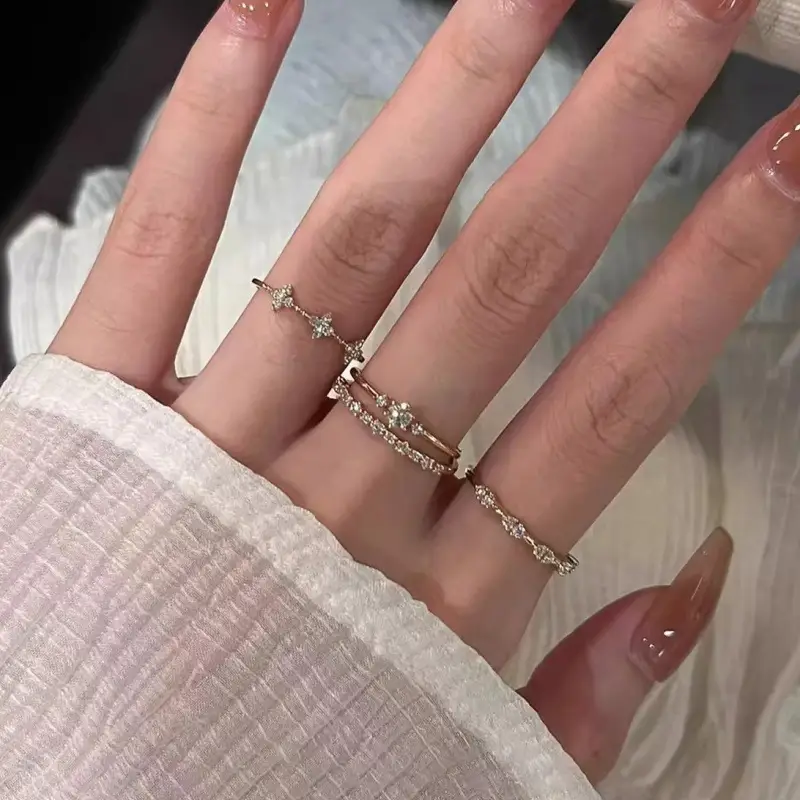 Vintage Style Fine Imitation Diamond Ring for Women, Light Luxury, High-End Feel, Niche Design, Stackable Open Ring — feature 1