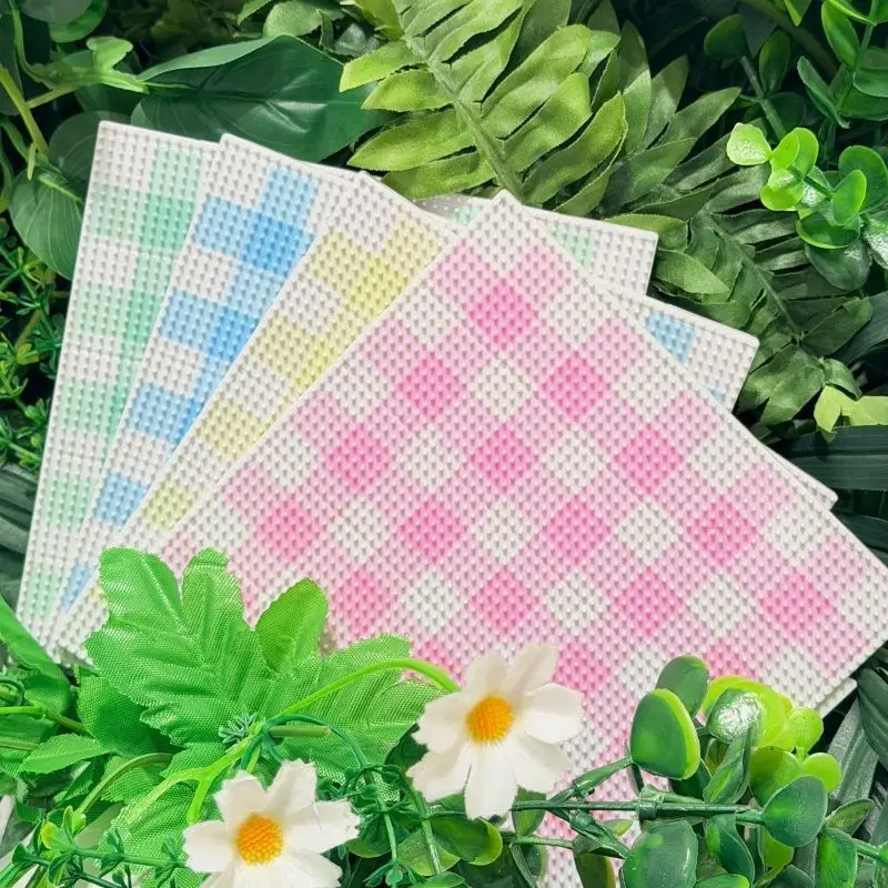 52-Pin Beadwork Mat Base Plate, High Temperature Resistant, Anti-Scalding, Large Size, Non-Shedding, DIY Beadwork Tool — feature 1