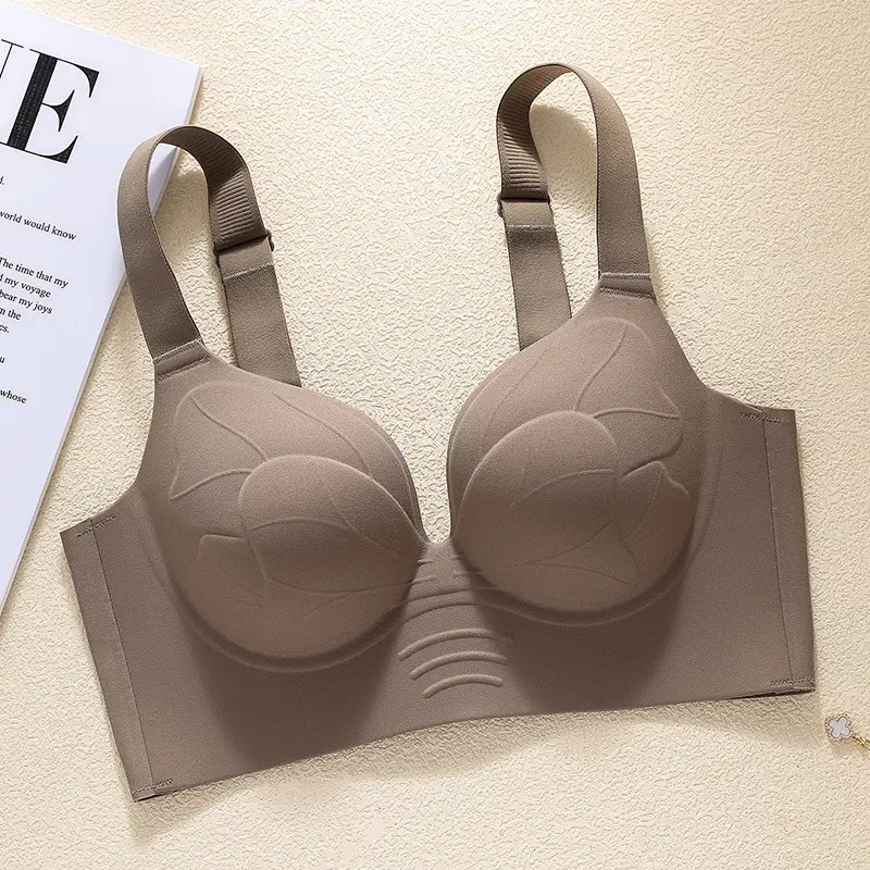 Plus-Size Thin Seamless Women's Bra for Large Busts, Minimizing Appearance, Gathering Side Breasts, Anti-Sagging, Outward Expansion Adjustment Bra — feature 22