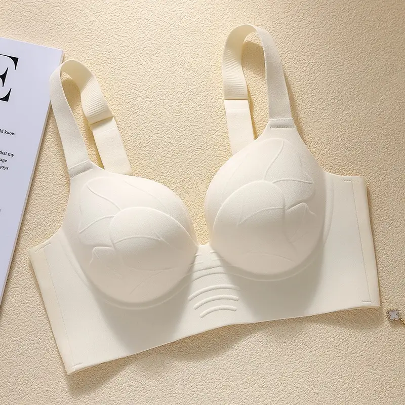 Plus-Size Thin Seamless Women's Bra for Large Busts, Minimizing Appearance, Gathering Side Breasts, Anti-Sagging, Outward Expansion Adjustment Bra
