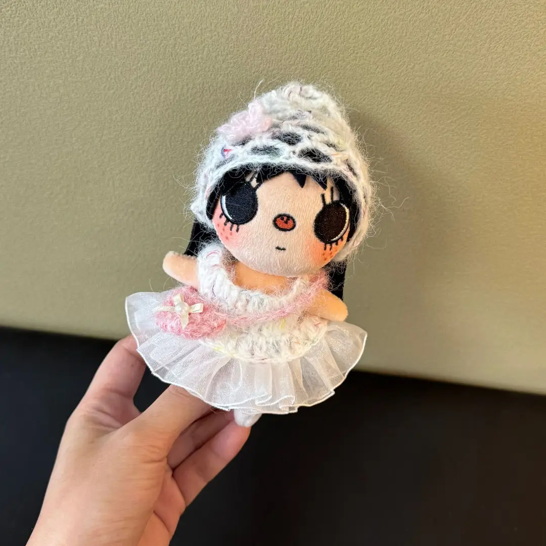 Original New Product Yuyu Cartoon Character Plush Toy Set, Cute Yuyu Art Exhibition High-Value Doll Outfit Replacement
