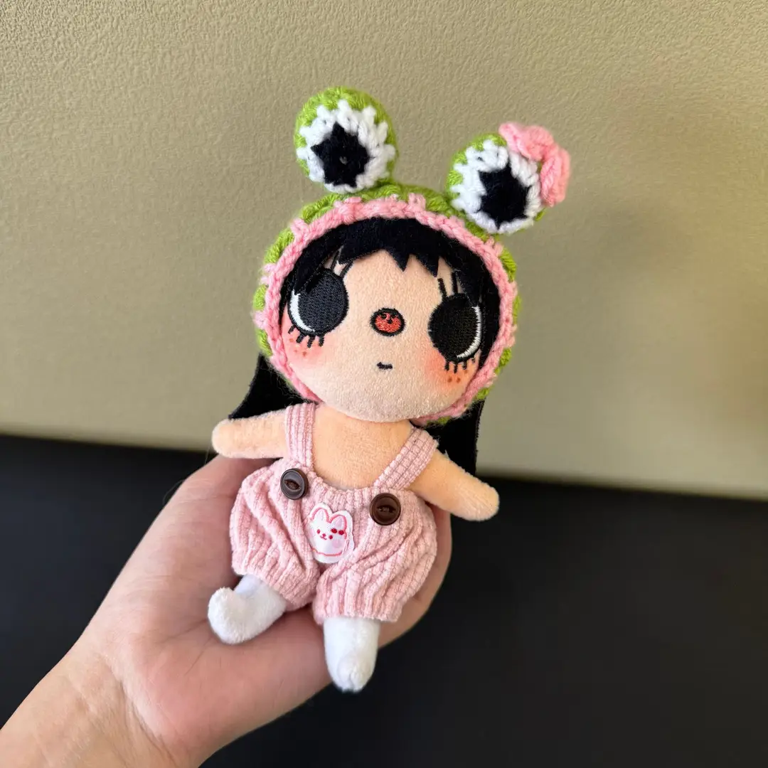 Original New Product Yuyu Cartoon Character Plush Toy Set, Cute Yuyu Art Exhibition High-Value Doll Outfit Replacement