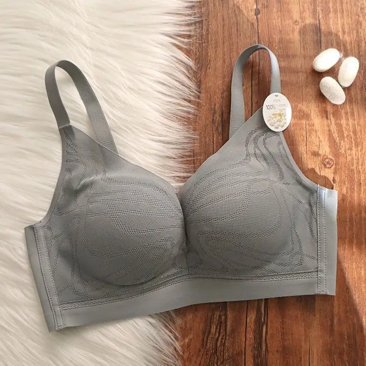 Mulberry Silk Summer Breathable Thin Comfortable Seamless Underwear for Women with Small Busts, Gathering and Supporting Side Breasts, Anti-Sagging Bra