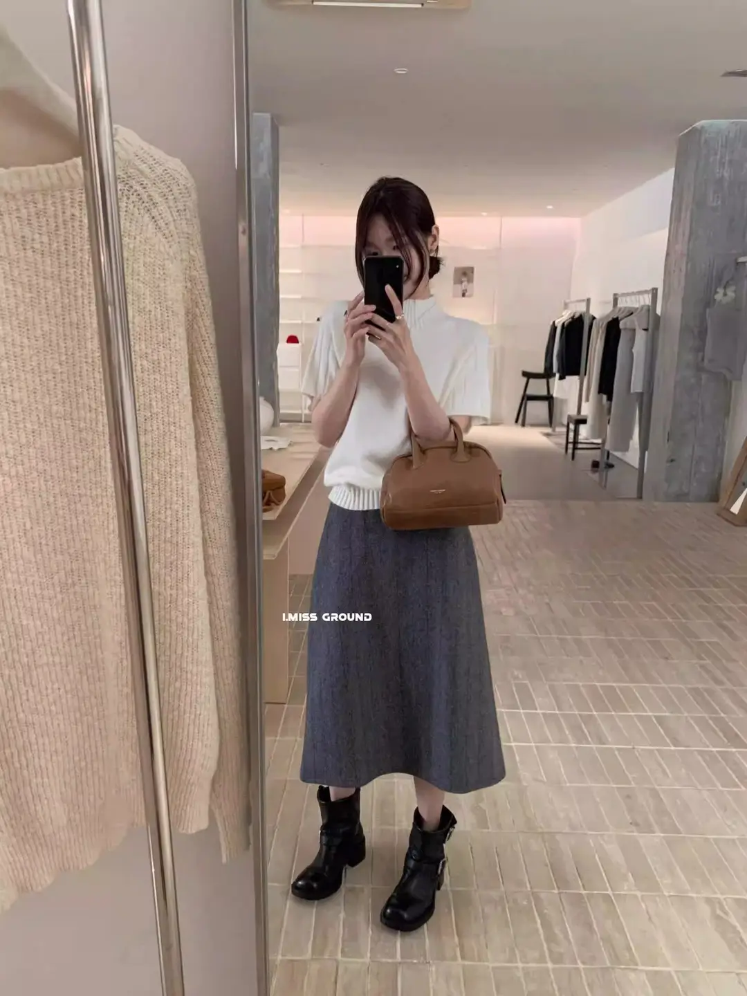 White Half-Turtleneck Sweater, Short-Sleeved Thickened Knitted Base Layer, New Autumn and Winter Style, Great for Layering, Very Stylish Top for Women — feature 28