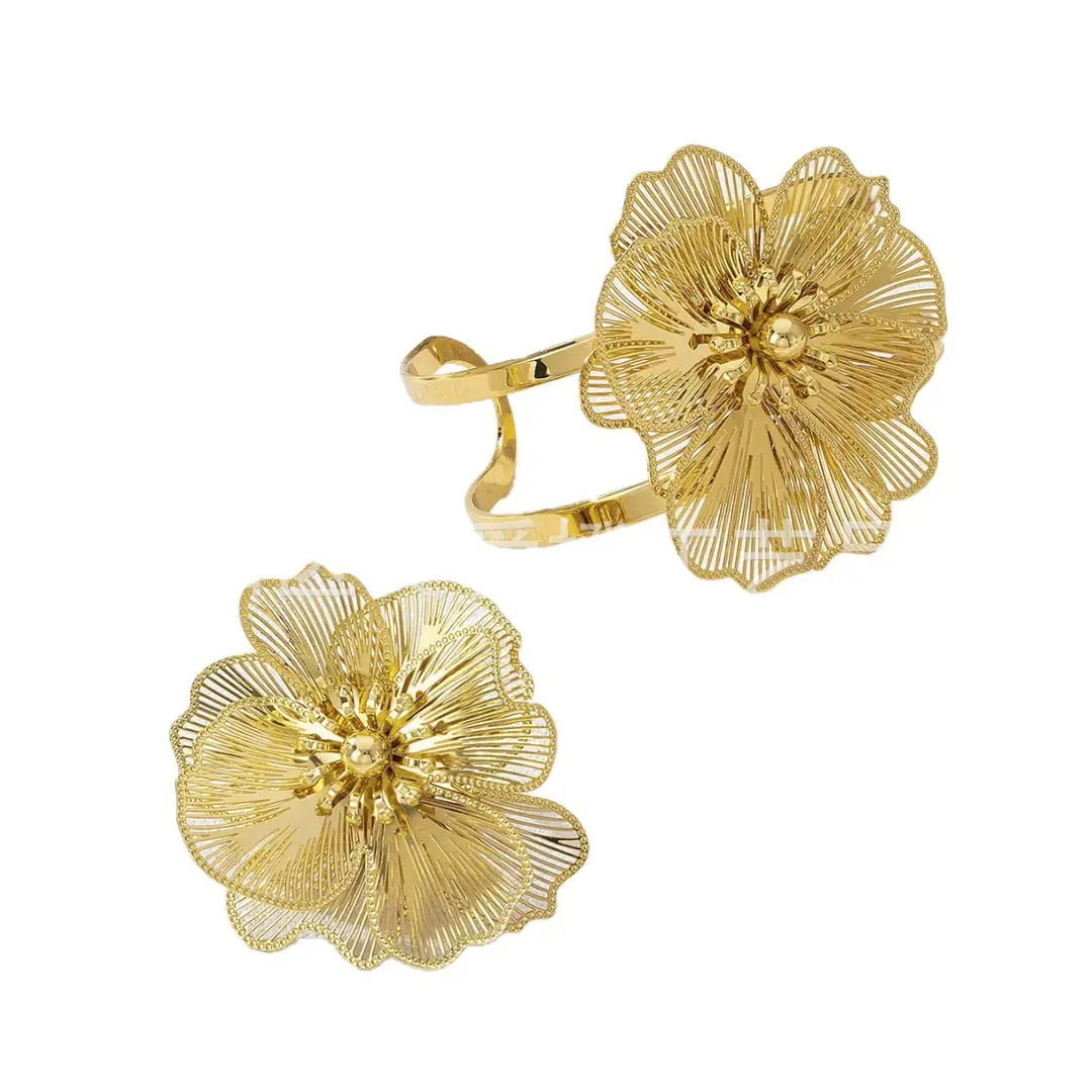 Cross-Border Women's Gold Flower Hollow-Out Open Bracelet, European and American Style Exaggerated Metal Arm Ring, Adjustable Fashion Accessory