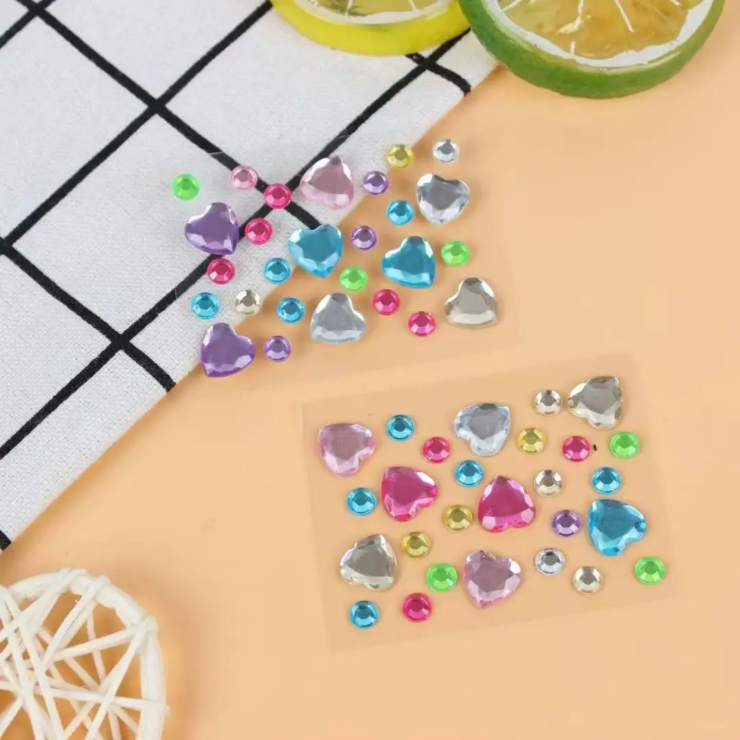 Three-Dimensional Heart-Shaped Rhinestone Stickers, Crystal Stickers for Phone Case Decoration, Creative Laser Shiny Diamond 3D Planner Stickers — feature 4