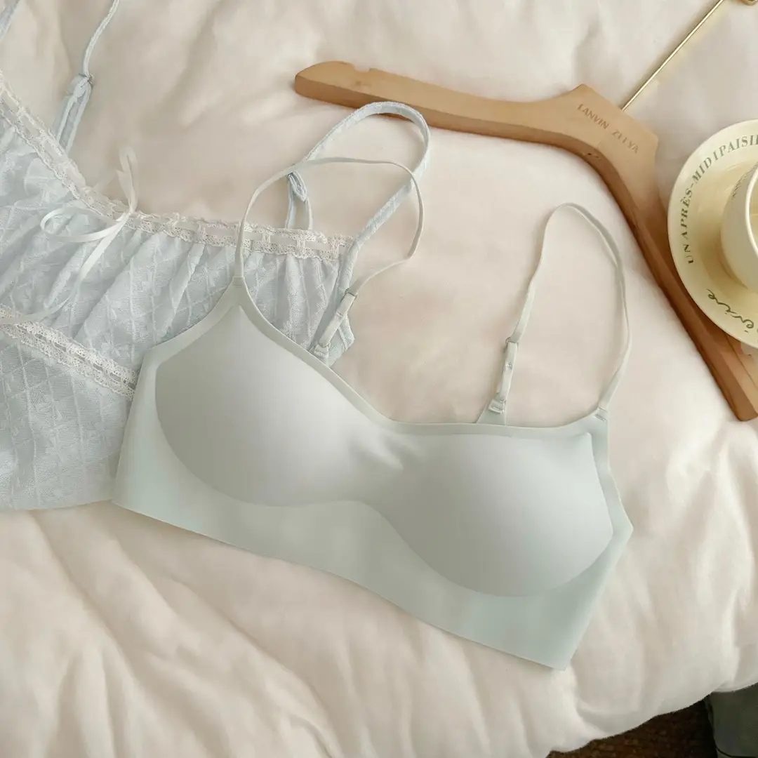Summer Strapless Style Anti-Exposure Girl's Underwear, Seamless, Wireless, Anti-Sagging, Double-Row Buckle Bra, Thin Cup