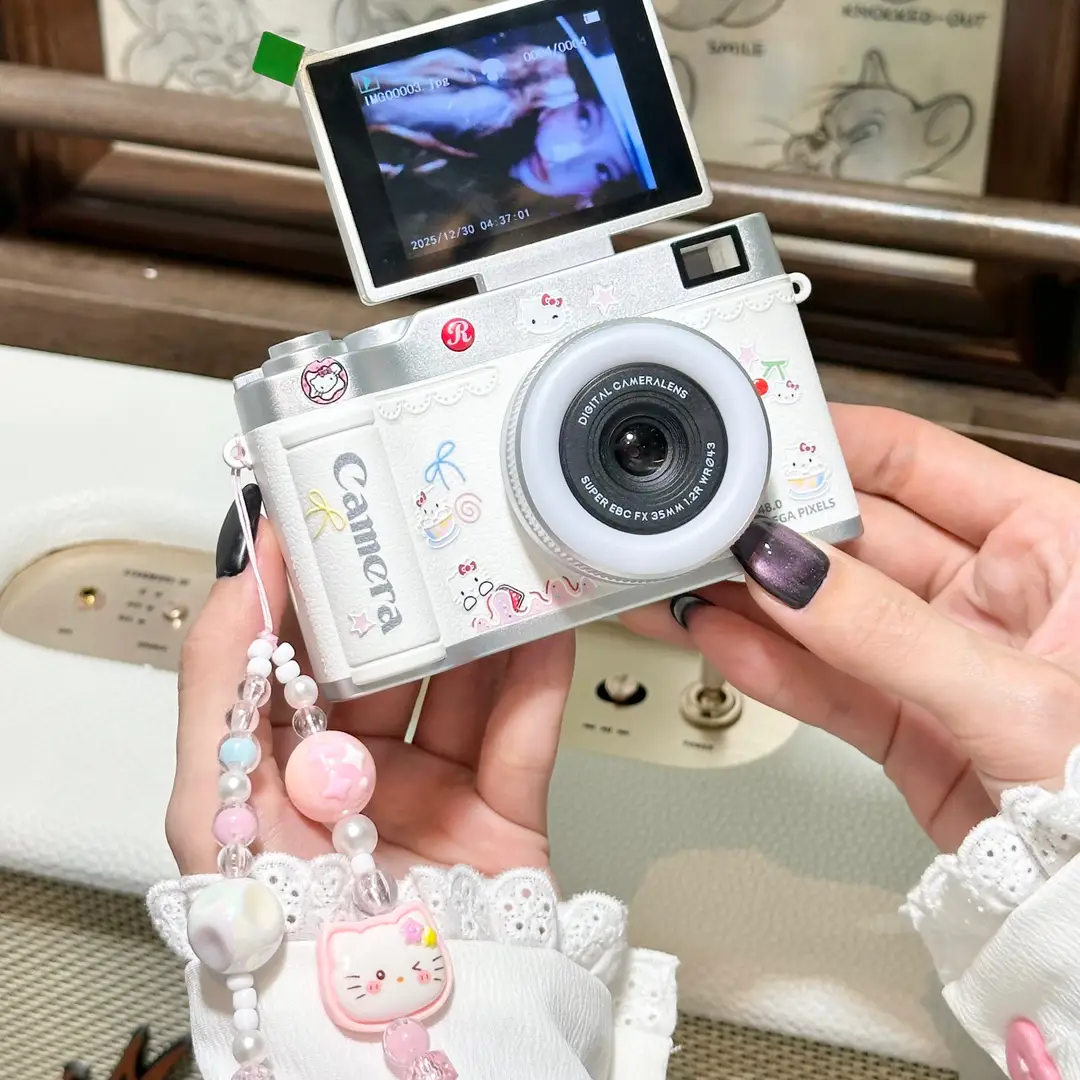 Digital CCD camera, high-definition foldable flip-screen selfie camera, student campus gift, children's birthday present