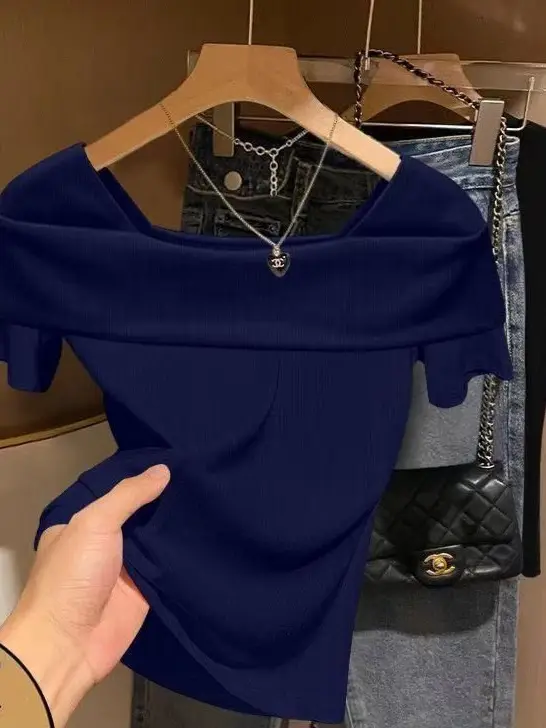 Off-The-Shoulder Short-Sleeve Women's T-Shirt That Reveals Collarbones, Summer 2026 New Style, Elegant Mature Style, Slim Fit Ribbed Short Top