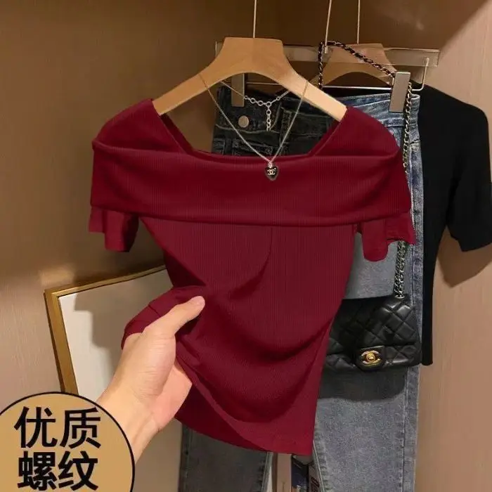 Off-The-Shoulder Short-Sleeve Women's T-Shirt That Reveals Collarbones, Summer 2026 New Style, Elegant Mature Style, Slim Fit Ribbed Short Top