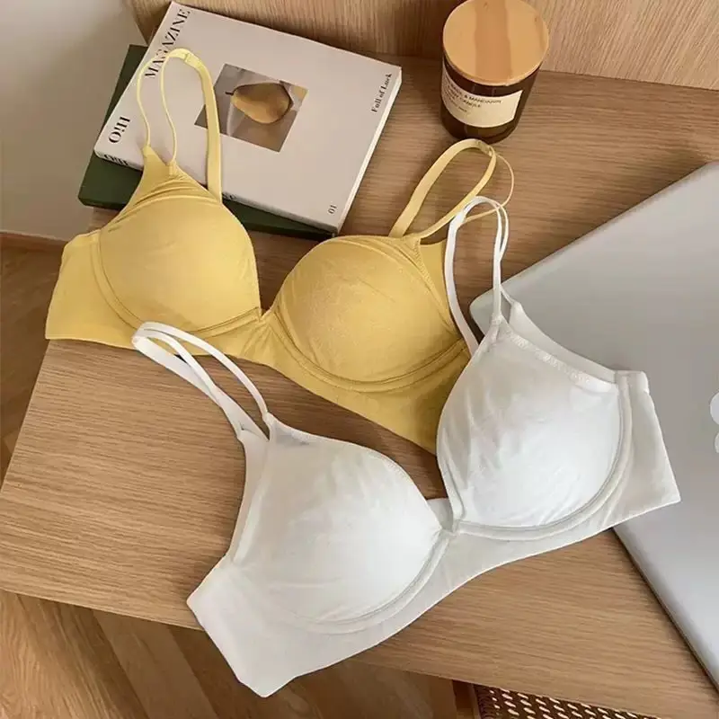 French-Style Pure Desire Lingerie for Women with Small Busts, Thin Top and Thick Bottom, No Underwire, Enhances Appearance, Gathers Side Breasts, Prevents Sagging, Breathable Bra for Summer