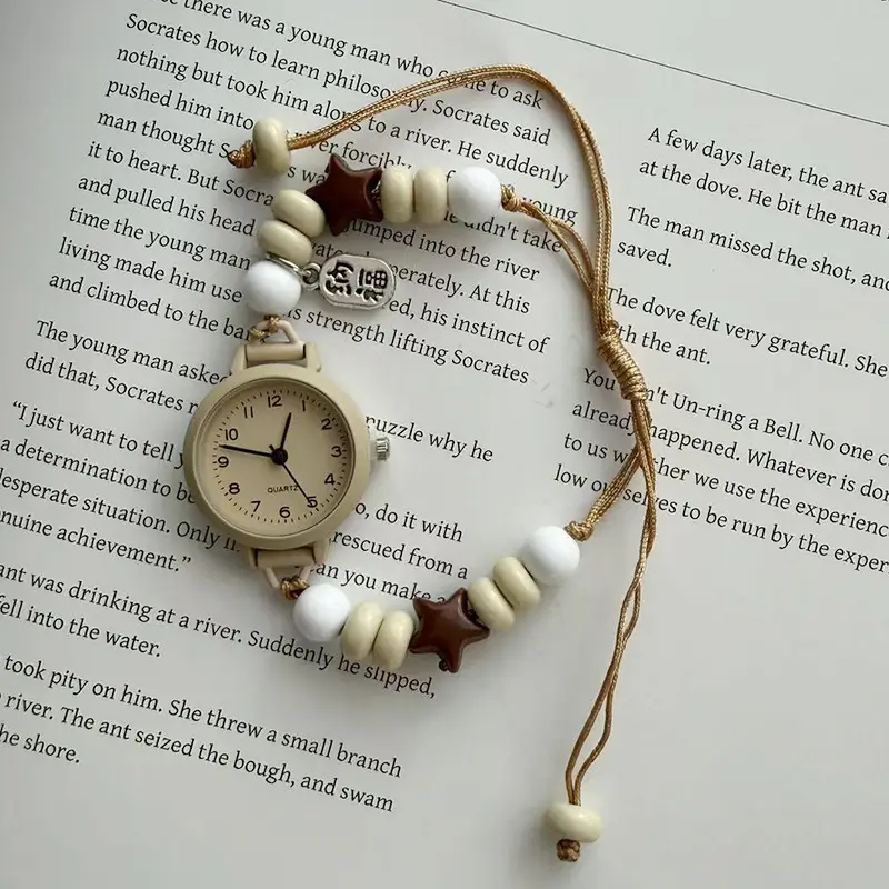 Sweet and Cute Star Chain-Style Watch for Girls, Unique and Non-Crowded Design, Adorable for Middle and High School Students, High Aesthetic Value