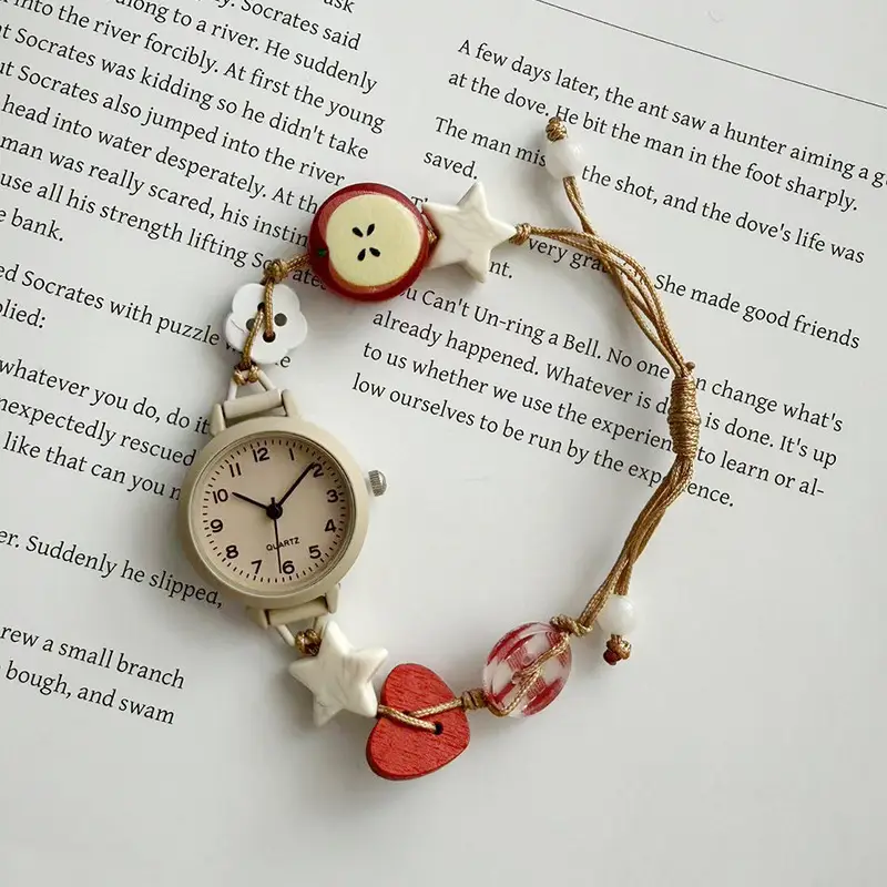 Sweet and Cute Star Chain-Style Watch for Girls, Unique and Non-Crowded Design, Adorable for Middle and High School Students, High Aesthetic Value
