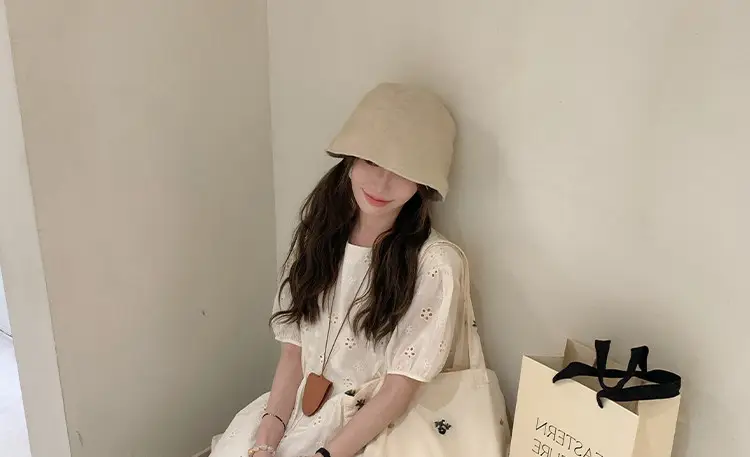 Maternity Suit Summer 2026 New Korean Style Fashion Loose Apricot Color Round Neck Short-Sleeved Top and Pants Two-Piece Set for Women — feature 2