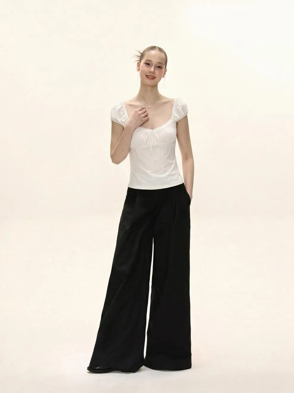 In-Stock 260g Rayon American-Style Square-Neck Short-Sleeve T-Shirt for Women, Summer Slim-Fit Large Neckline with Lace Trim and Tie-Up — feature 5