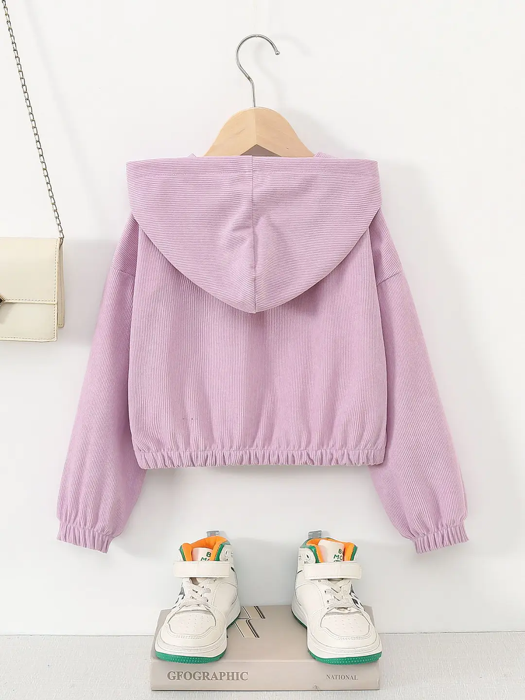 Direct sales from the source factory: girls' short zip-up jacket with hood, casual sporty style, fashionable new spring children's clothing — feature 14