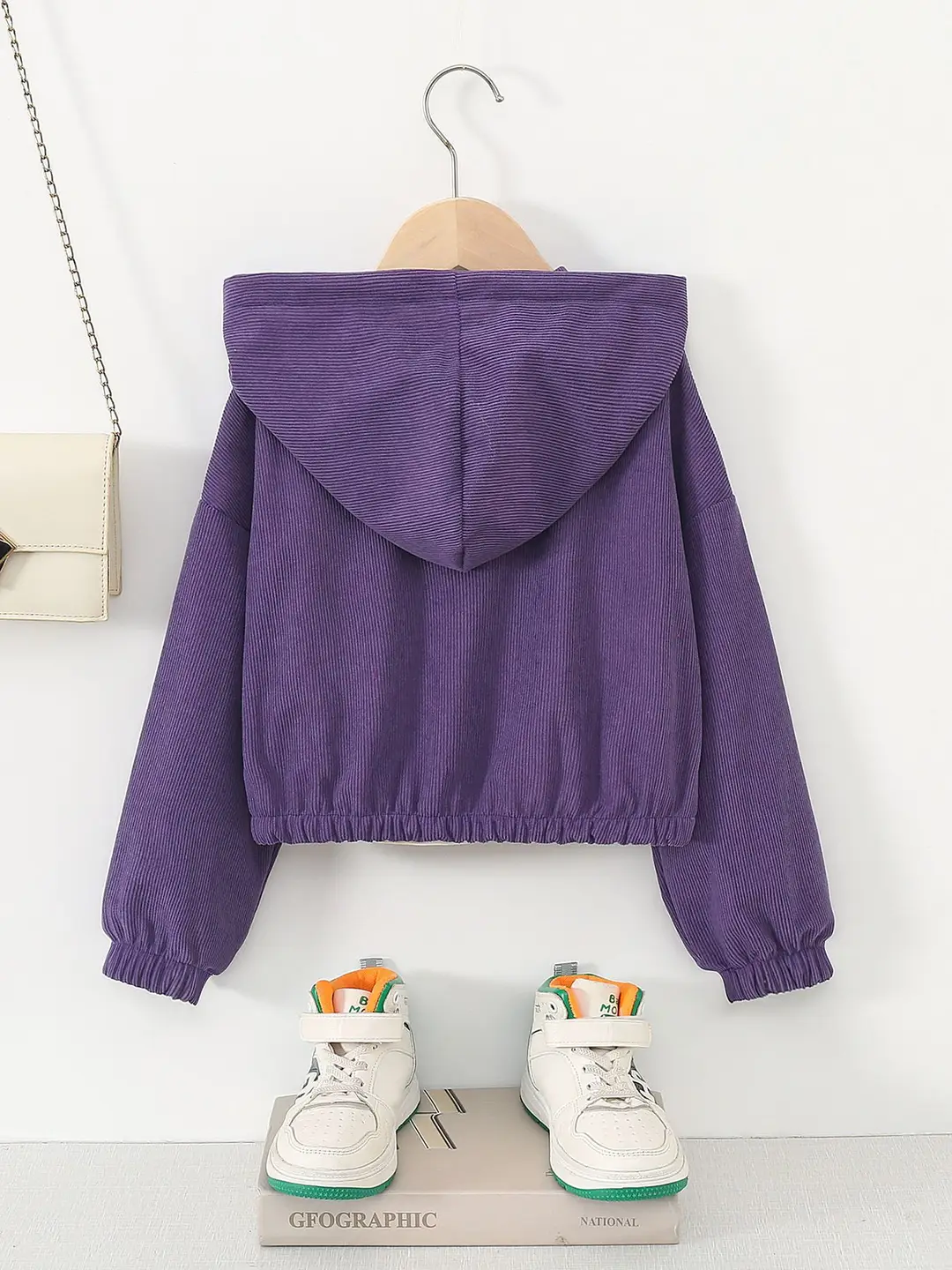 Direct sales from the source factory: girls' short zip-up jacket with hood, casual sporty style, fashionable new spring children's clothing — feature 18
