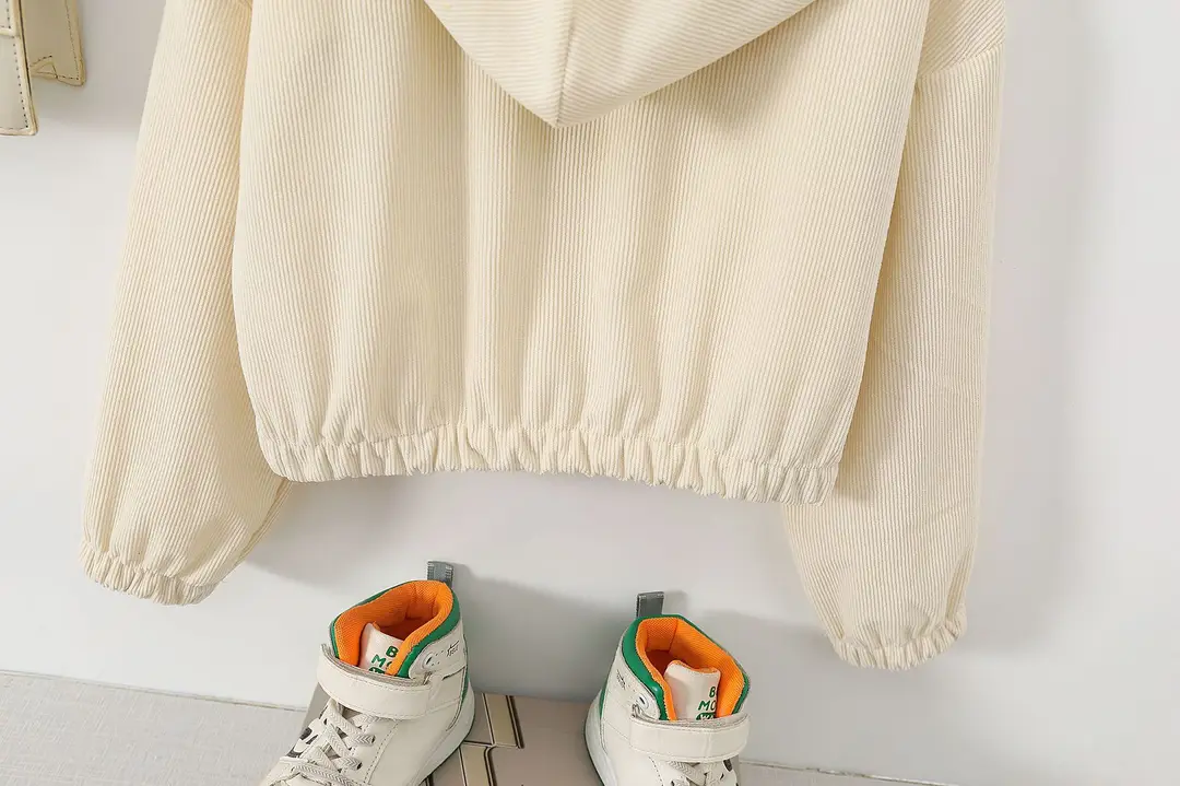 Direct sales from the source factory: girls' short zip-up jacket with hood, casual sporty style, fashionable new spring children's clothing — feature 31