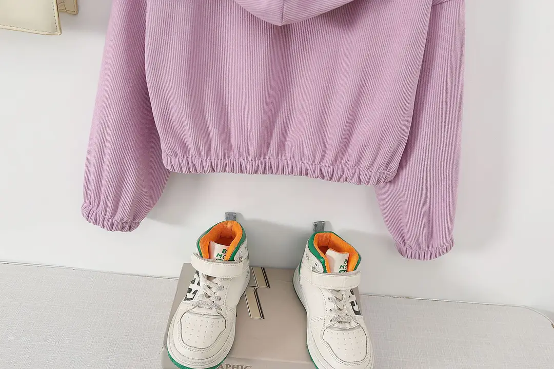 Direct sales from the source factory: girls' short zip-up jacket with hood, casual sporty style, fashionable new spring children's clothing — feature 41