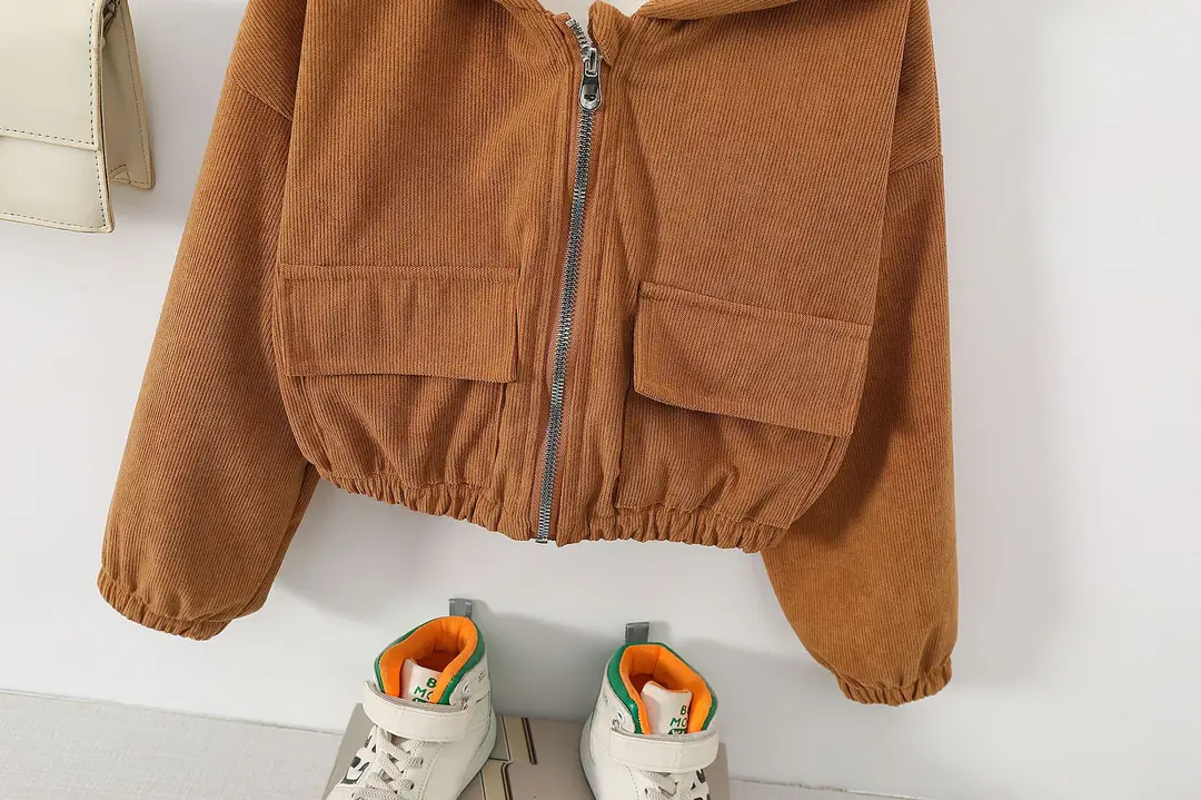 Direct sales from the source factory: girls' short zip-up jacket with hood, casual sporty style, fashionable new spring children's clothing — feature 43