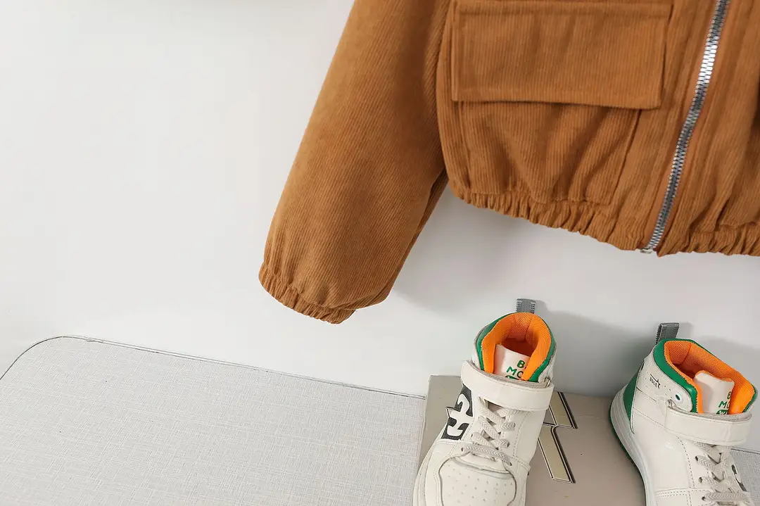 Direct sales from the source factory: girls' short zip-up jacket with hood, casual sporty style, fashionable new spring children's clothing — feature 44