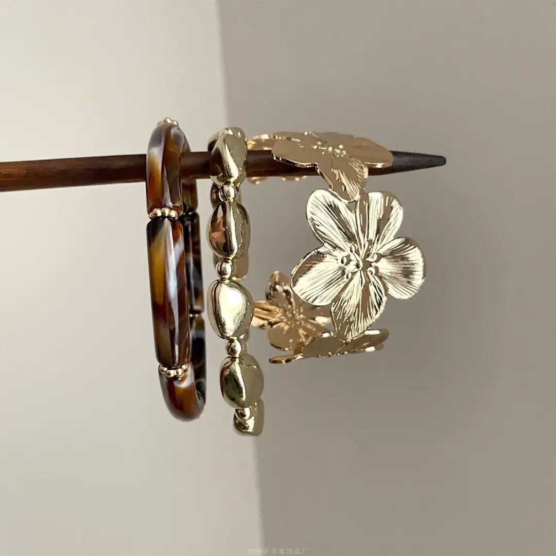 Vintage "Lost in Tokyo" European and American Fashion Bracelet, Multi-Layer Hollow Open Arm Band, Light Luxury Geometric Design