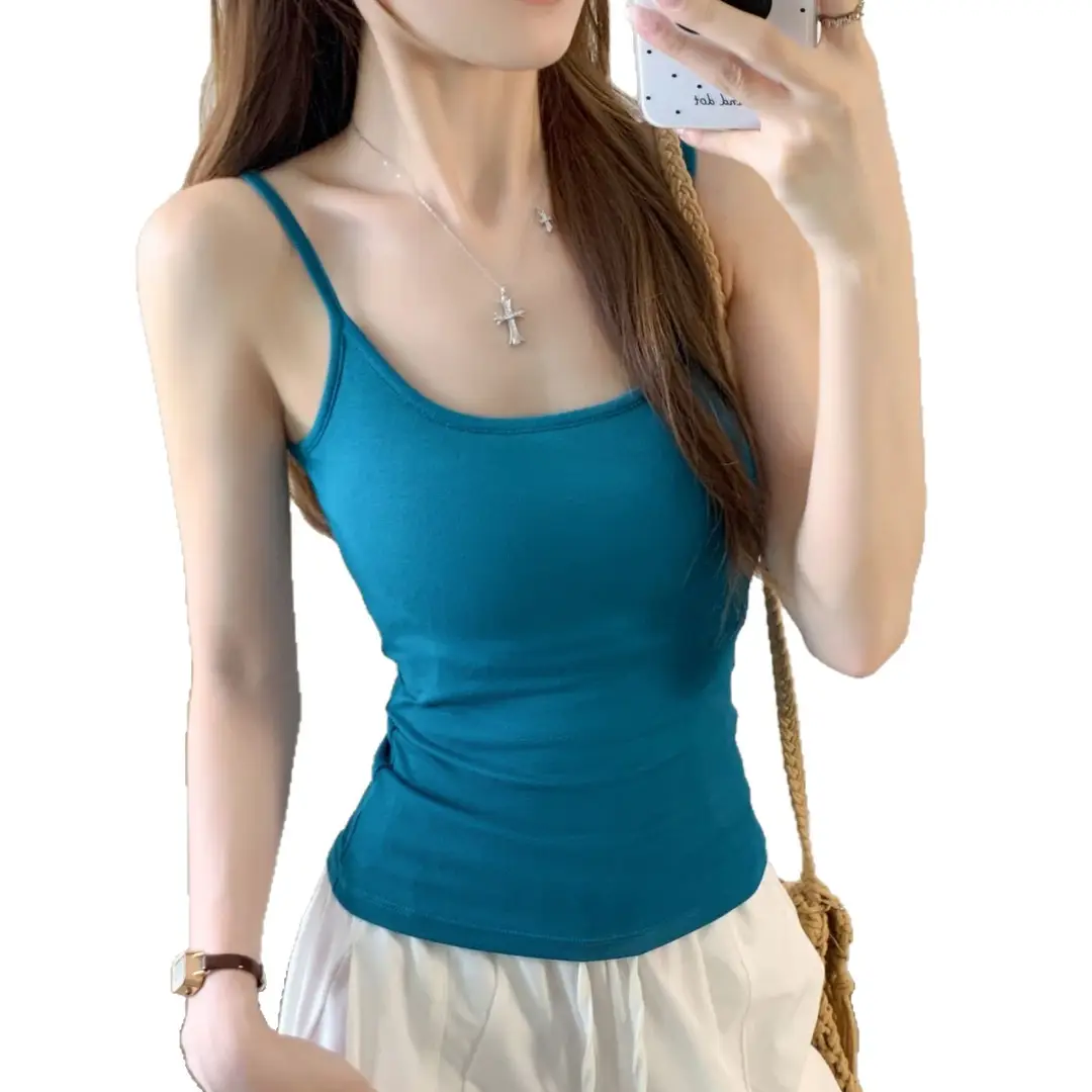 Solid Color Camisole for Women in Summer with Built-In Chest Pads, Sexy Sleeveless Top, Anti-Exposure, Slim Fit, Short Style, Beautiful Back