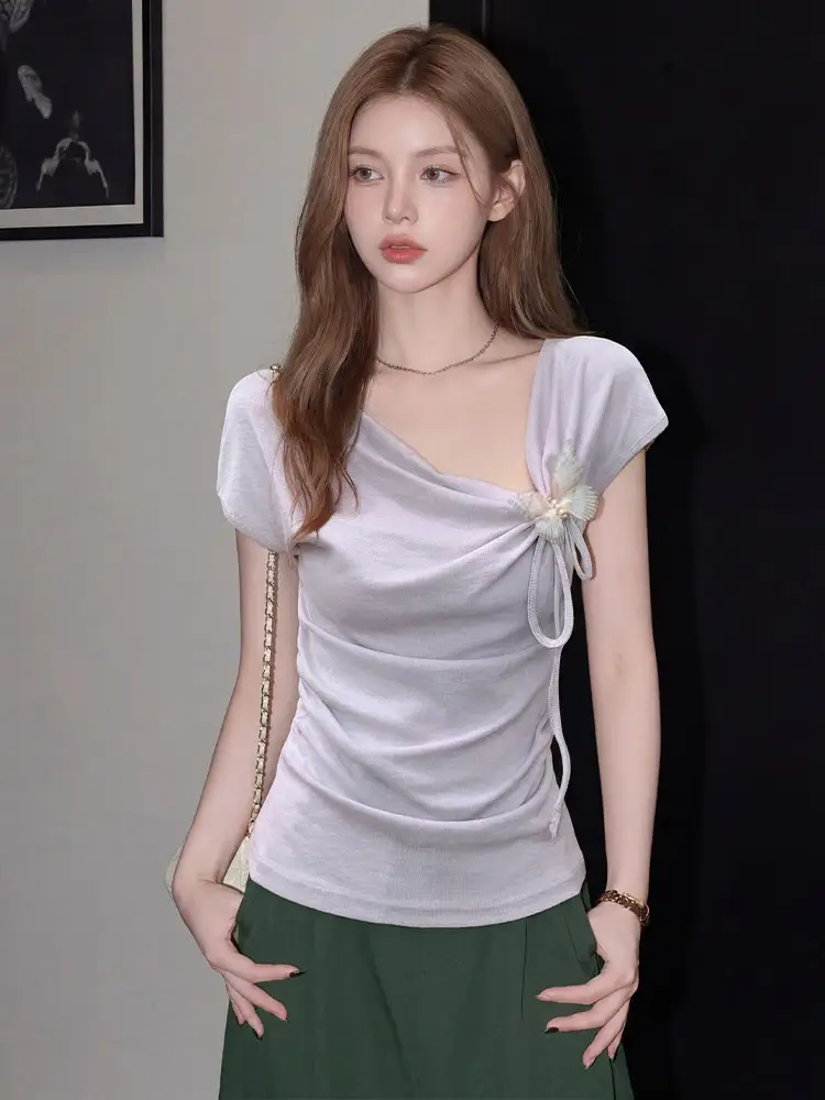 Light Blue Collarless Short-Sleeve T-Shirt with Exposed Collarbone, Summer Niche Style, Bow Tie Waist-Cinching Design, Stylish and Atmospheric Top