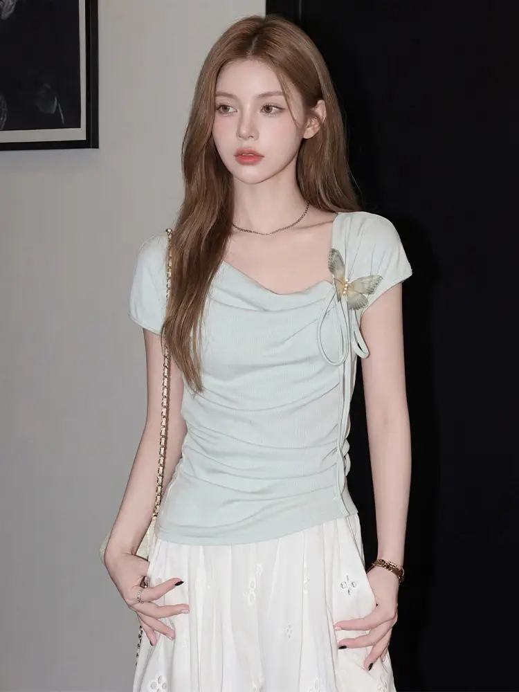 Light Blue Collarless Short-Sleeve T-Shirt with Exposed Collarbone, Summer Niche Style, Bow Tie Waist-Cinching Design, Stylish and Atmospheric Top — feature 24