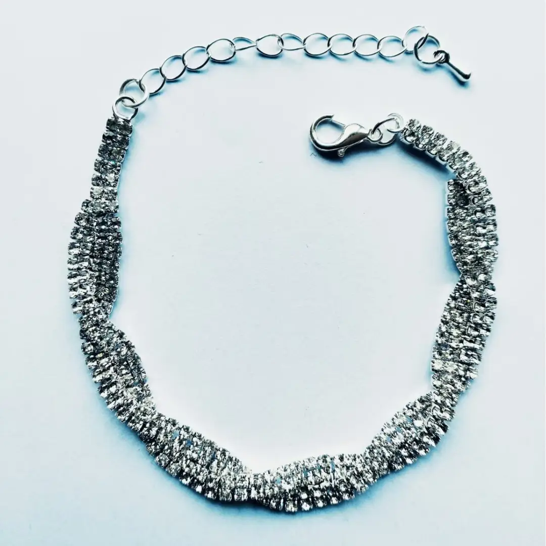 Cross-Border European and American Jewelry Sets, Bridal Necklaces and Earrings, Fashionable and High-End Jewelry, Versatile Clavicle Chain Accessories